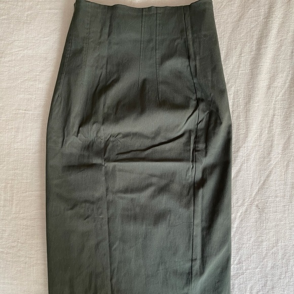 Dresses & Skirts - Green Pencil Skirt